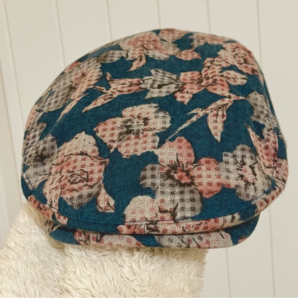 Flower pattern hat - Picture 2 of 11